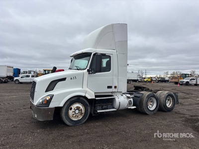 2005 Volvo VNL 6x4 T/A Day Cab Truck Tractor