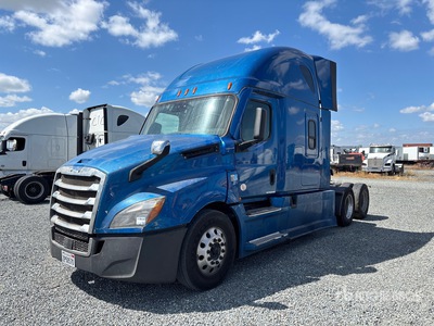 2021 Freightliner Cascadia 126 6x4 T/A Sleeper Truck Tractor