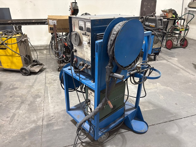 Miller CP-200 200 A MIG Electric Welder