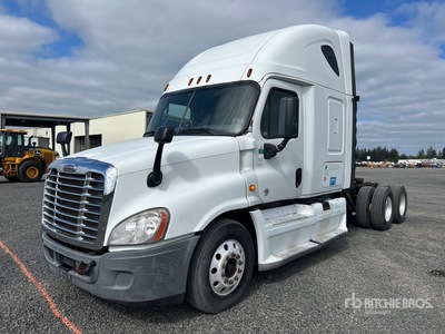 2014 Freightliner Cascadia 125 6x4 T/A Sleeper Truck Tractor