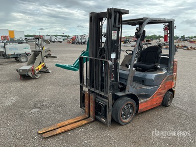 2015 Toyota 8FGCU25 4500 lb Cushion Tire Forklift