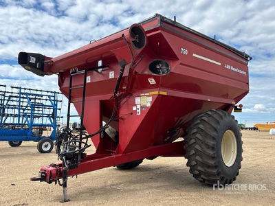 J&M 750-16 750 bu S/A Grain Cart