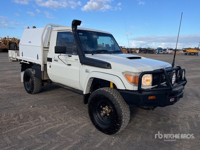 2013 Toyota LandCruiser GX 4x4 Pickup