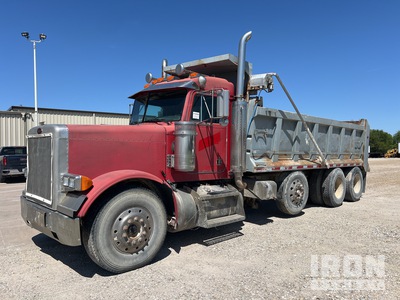 2002 Peterbilt 379 8x4 Tri/A Dump Truck