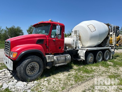 2005 Mack CV513 10x4 Beton-Fahrmischer