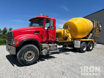 2006 Mack CV513 8x4 Beton-Fahrmischer