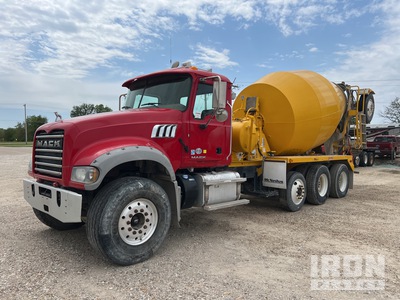 2015 Mack GU713 10x4 Mixer Truck