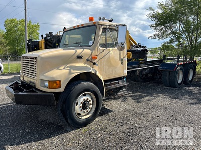 2000 International 4900 6x4 Cab and Chassis