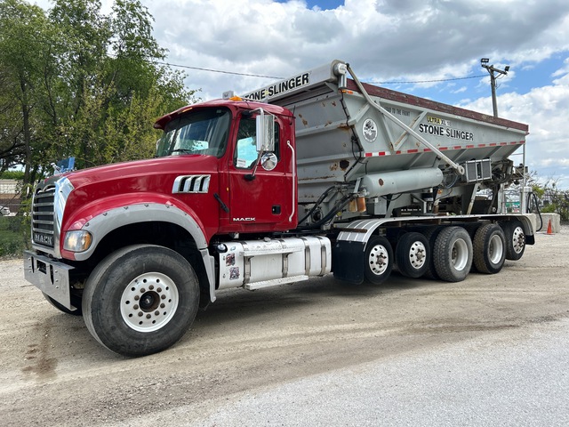 Dahms Ultra XL 18 on 2014 Mack GU713 12x4 Stone Spreader Truck