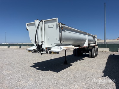 1997 Reliant 30 ft T/A End Dump Trailer