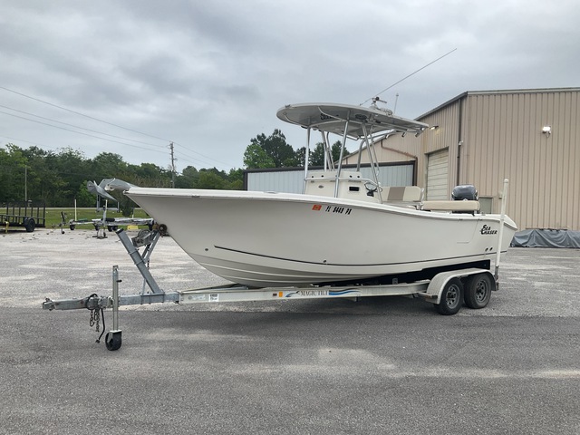 2015 Sea Chaser 24 HFC Bay Boat w/ Trailer