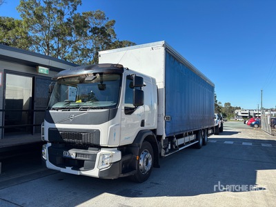 2019 Volvo FE7 280 6x4 Camion à rideaux latéraux