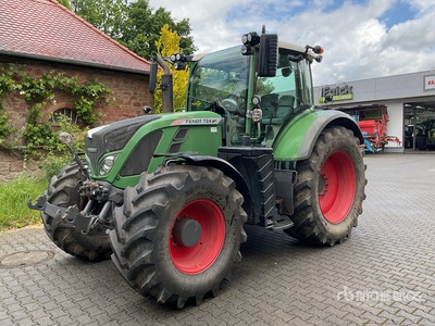 2015 Fendt 724 Vario Tracteur agricole 4WD