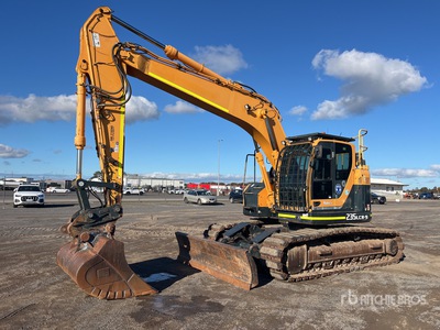 2018 Hyundai Robex 235LCR9 Tracked Excavator