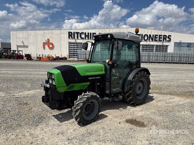Deutz-Fahr Agroplus S 330 DT E3 4WD-tractor