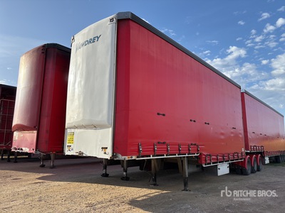 2001 MaxiTrans 8.4 m Tri/A B-Double Lead Step Deck Curtain Side Trailer