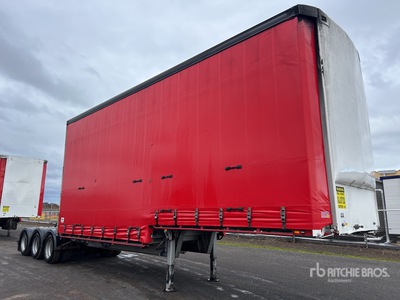 2001 MaxiTrans 8.3 m Tri/A B-Double Lead Step Deck Curtain Side Trailer