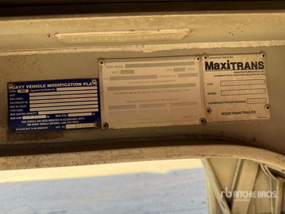2001 MaxiTrans 8.4 m Tri/A B-Double Lead Step Deck Curtain Side Trailer
