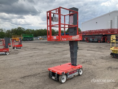 2015 Skyjack SJ16 Electric Scissor Lift