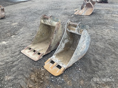 Quantity of (2) Geith Digging 430mm, 575mm Baggerlöffel