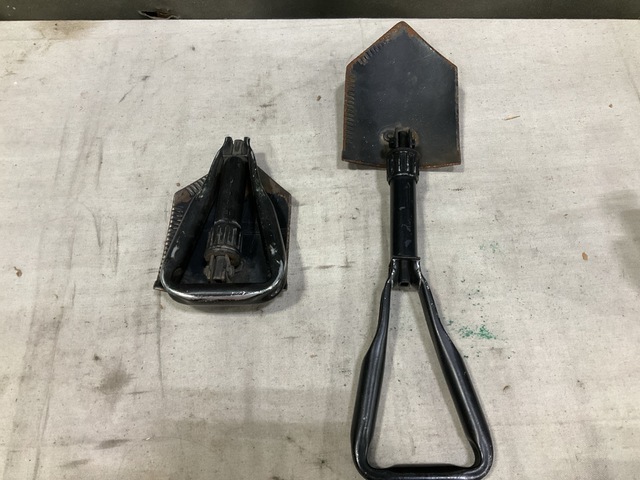 (52) Entrenching Tools