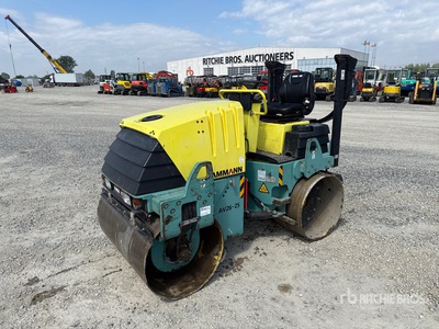 2009 Ammann AV26-2S Double Drum Roller