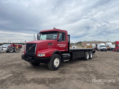 2003 Volvo VHD 6x4 Flatbed Truck