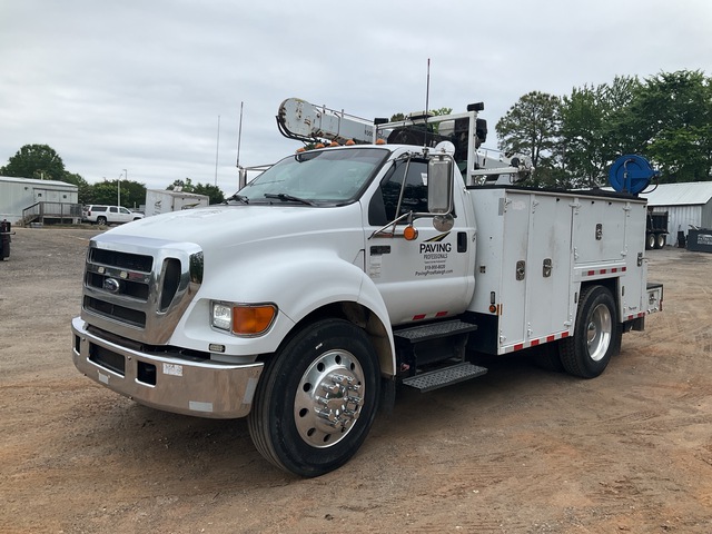 2007 Ford F-650 4x2 Service Truck
