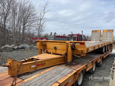 2005 BWS SPBLT 25 ton 30 ft Tri/A Equipment Trailer