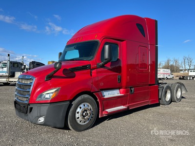 2020 Freightliner Cascadia 126 6x4 T/A Sleeper Truck Tractor