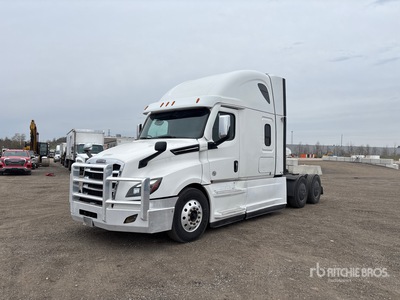 2021 Freightliner Cascadia 126 6x4 T/A Sleeper Truck Tractor