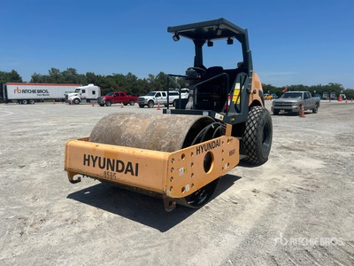 Hyundai HR70C Rodillo compactador
