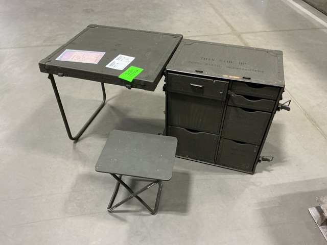 (7) Field Desks
