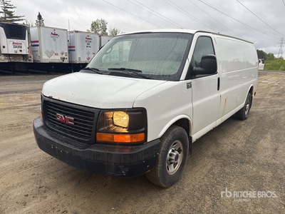 2015 GMC Savana G2500 Cargo Van