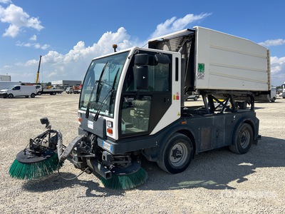 2006 Bucher Guyer 5000-80 Sweeper Truck