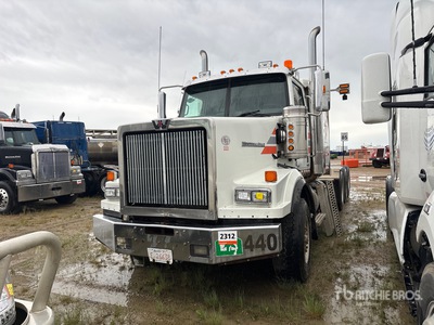 2018 Western Star 4900SB 8x6 Heavy Haul Tracteur routier couchette (Inoperable)