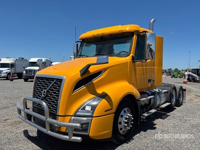 2021 Volvo VNL 6x2 Day Cab Truck Tractor