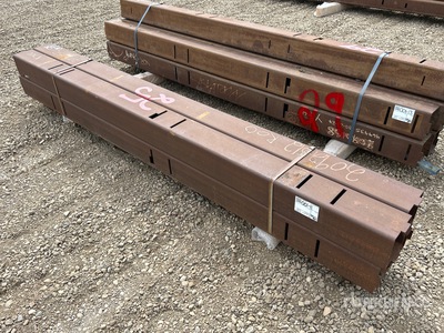 Quantity of (4) Steel Tubing أنابيب متنوعة