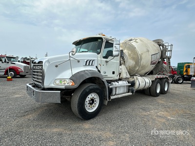 2014 Mack GU813 6x4 Mixer Truck