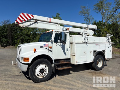2000 MTI 83G-42-3 42 ft on 2001 International 4700 4x2 Bucket Truck