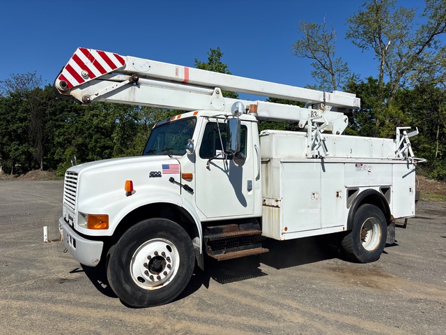 2000 MTI 83G-42-3 42 ft on 2001 International 4700 4x2 Bucket Truck 2000 MTI 83G-42-3 42 ft on 2001 International 4700 4x2 Bucket Truck