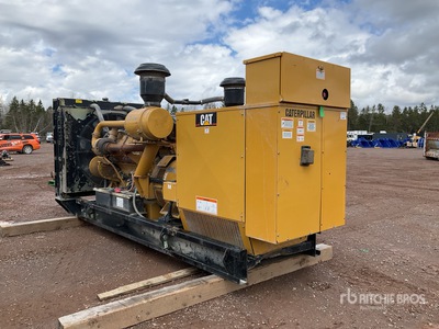 2005 Cat 3412 725 kW Skid-Mounted Generator Set