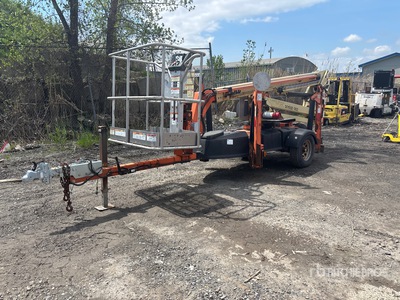 2012 JLG T-350 Towable Lift
