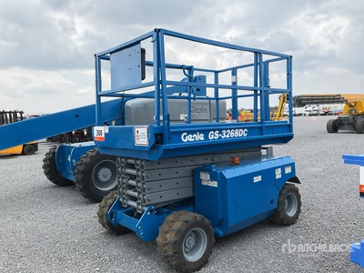 2000 Genie GS-3268 4x4 Electric Elevador de Tijera / Scissor Lift