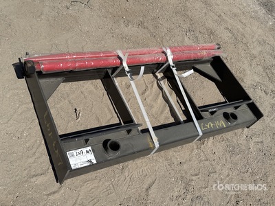 2026 GIYI GY-BF47 47 in Skid Steer Bale Spear - Fits BF47 (Unused)