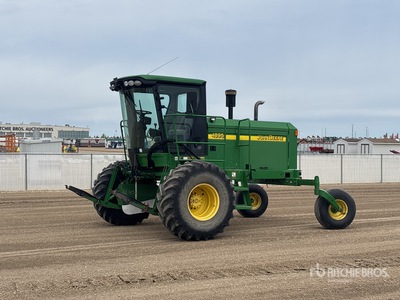 2008 John Deere 4895 Windrower