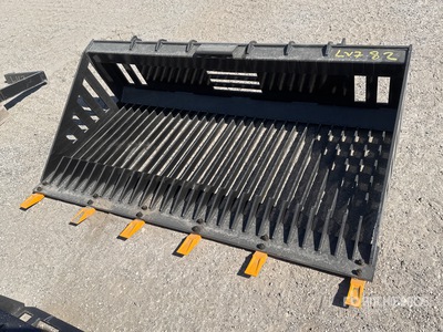 2026 GIYI GY-RB66 66 in Rock Skid Steer Bucket - Fits GIYI RB66 (Unused)