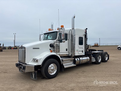 2019 Kenworth T800 6x4 Sleeper Winch Truck