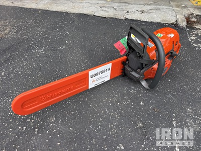 2022 Husqvarna 555 Chain Saw