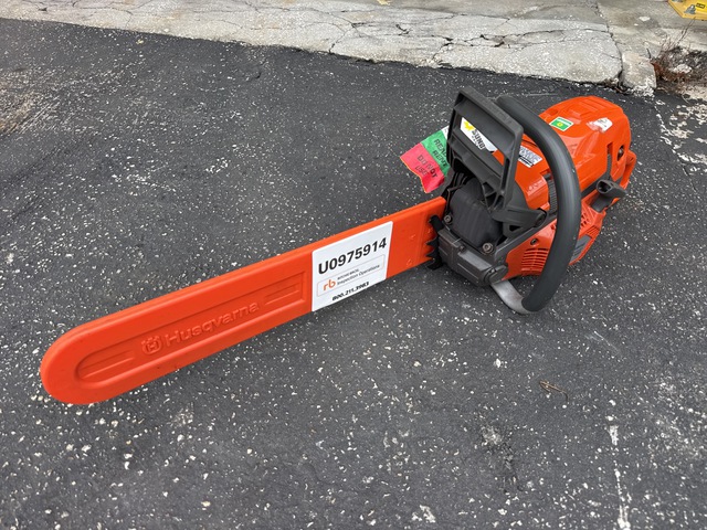 2022 Husqvarna 555 Chain Saw